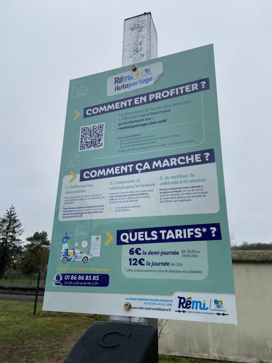 Avec @PF18VZ et @paroiron37 ce matin pour le lancement de REMI autopartage à St-Paterne-Racan. Un nouveau service offert aux habitants pour répondre aux besoins de mobilité avec ces voitures électriques. En @RCValdeLoire, plus que jamais, la #mobilité est notre priorité !