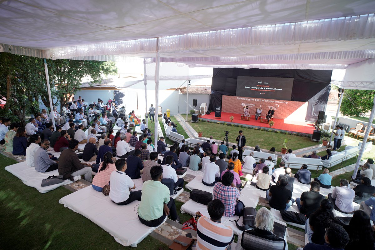 Fireside chat with Gururaj Desh Deshpande and Awais Ahmed is truly on Fiiirree!🔥

This insightful session is really igniting the spirit of entrepreneurship in the audience!! We are totally feeling it!

#startupdialogue #startupevent #jointhedialogue #conference