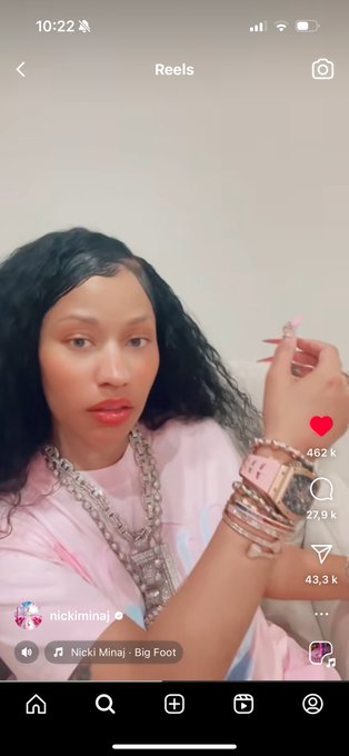 I will forever stan this woman 😩❤️ how much do u think that jewls costs 😩😩😩 https://t.co/ySmAati2fq<a href="/tag/bigfoot"class="tags"><span>#bigfoot</span></a>