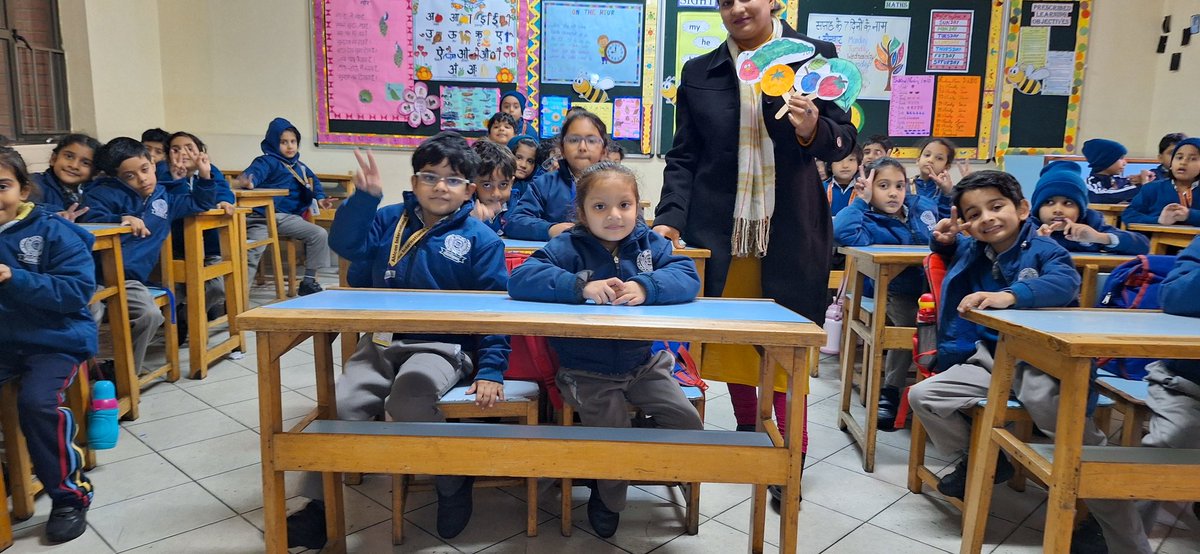 Jadui Pitara is a play-based TLM designed for Ss, placing emphasis on playway learning & storytelling. In alignment with this SS of 1 E were engaged in a narrated story using puppets, fostering interactive learning experience @y_sanjay @pntduggal @ShandilyaPooja @PreetiMehra77