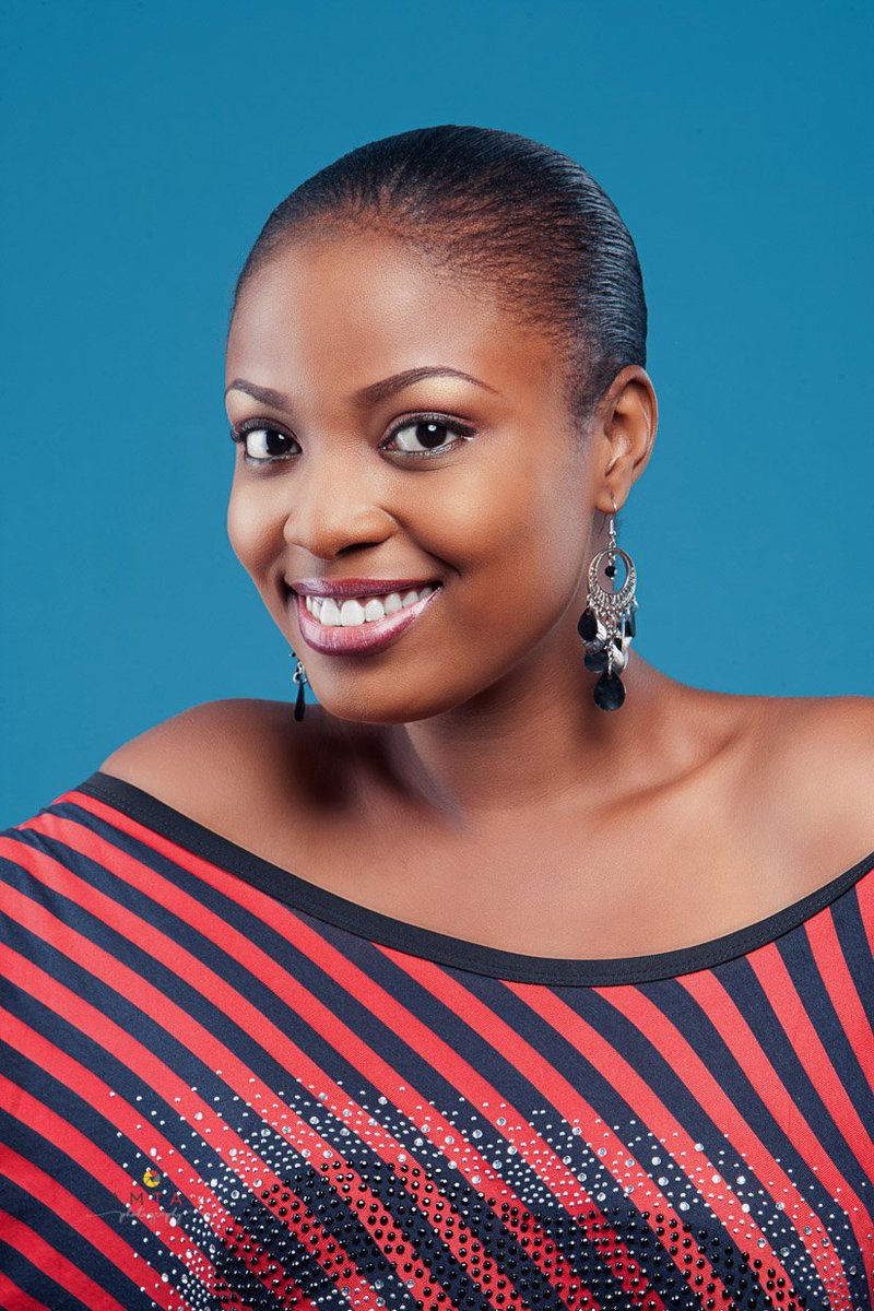 SamTariPhotos's tweet photo. Was going through my archives and saw some old memories I'd captured, some older than 10years, which I haven't even looked at in years. I laughed, then went, 'Wow e don tay o.'_ (It's been long ago). How time flies.

#samtariphotos #throwback #happyfolksproject #mood #personality https://t.co/2wti0M9Ybu