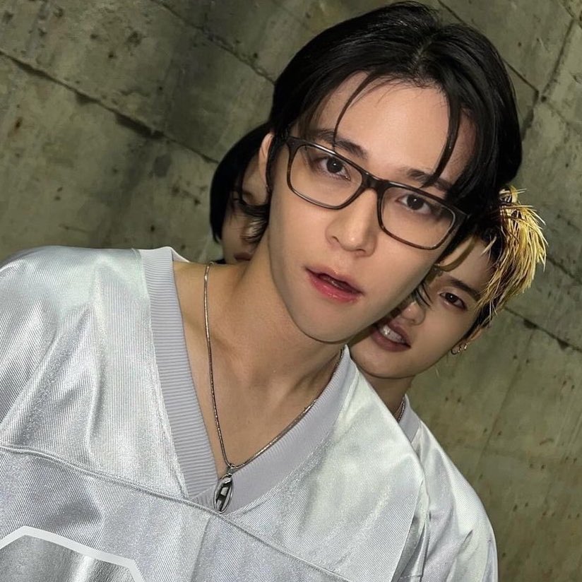 애지💕 tweet media