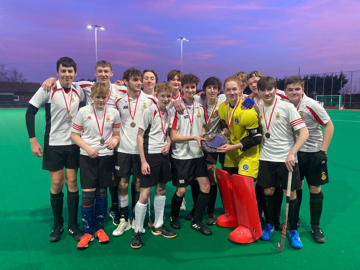 HGSSport's tweet photo. HOCKEY 1stXI are Frank Mason Plate champions! Well done to all those involved in the 7 matches, finishing with a 2-1 win in the final against Ashford School ⚪️⚫️🔴🏑 https://t.co/RUkxuH3nsJ