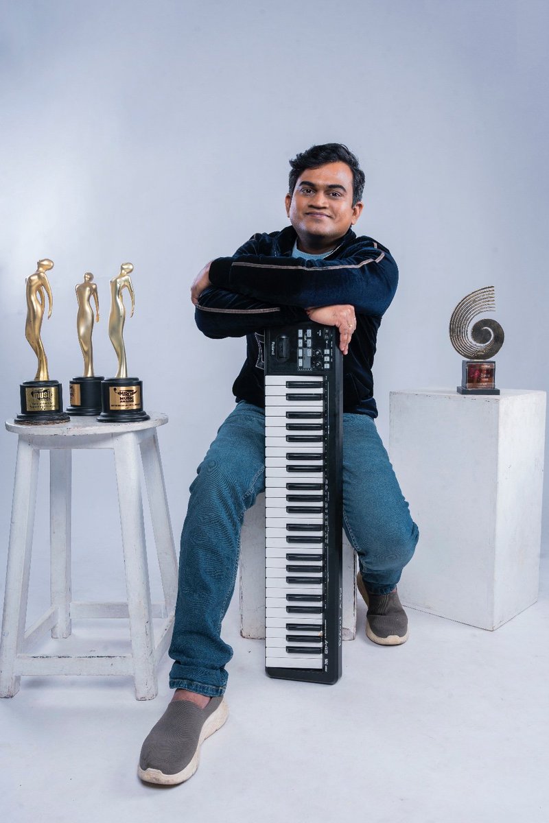 TheAuteur_Media's tweet photo. Award-winning music producer and mixing engineer #KrishnaChetan's pathbreaking startup #TimelessVoices powers this first-of-its-kind achievement
@arrahman takes AI's help to give fresh lease of life to voice of late singers #BambaBakya and #ShahulHameed in #LalSalaam starring #Superstar @rajinikanth
https://t.co/DHIIFRlICg
https://t.co/0cX5g3nNvX
@KrishnachetanTR @onlynikil