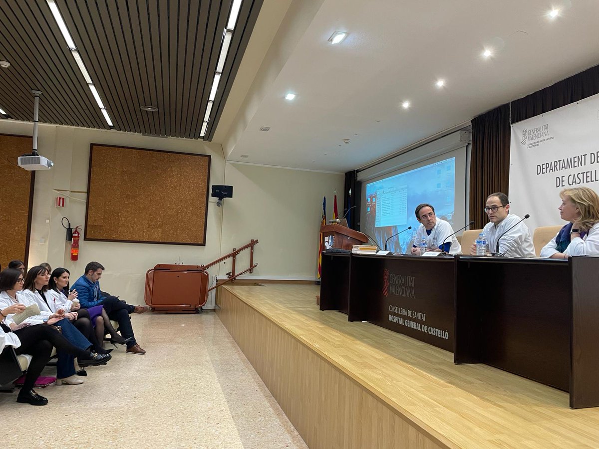 GVAdepsalutcs's tweet image. La jornada d'Insuficiència Cardíaca reuneix a l'Hospital General de Castelló especialistes en Medicina de Família, Nefrologia, Urgències, Pneumologia, Medicina Interna, Medicina Intensiva i Cardiologia dels @GVAdepsalutcs, @HospitalLaFe @GVAclinic, @GVAsalualicante i #ramonycajal
