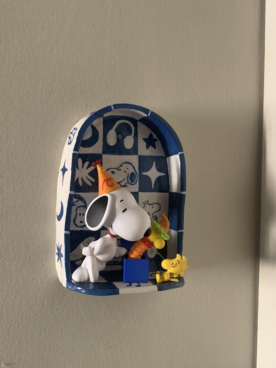 juno_spacecraft's tweet image. what if we were best friends on the snoopy ceramic shelf