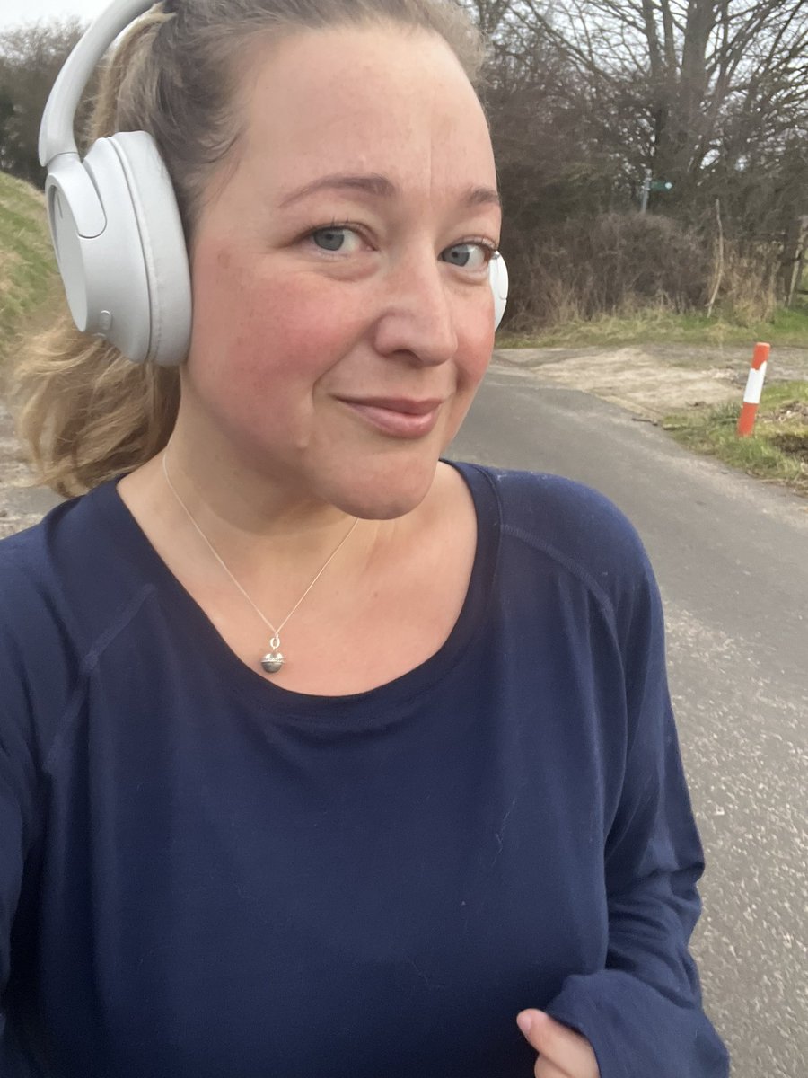 It might have been transfer window closure day yesterday but for me it was transform milestone day.

Since the play off final I’ve been on a mission!

I’m 51 kg (8stone) down &amp; I celebrated today with a 5km run. 
Gym &amp; 2mile swim later!

So close to the finish line!