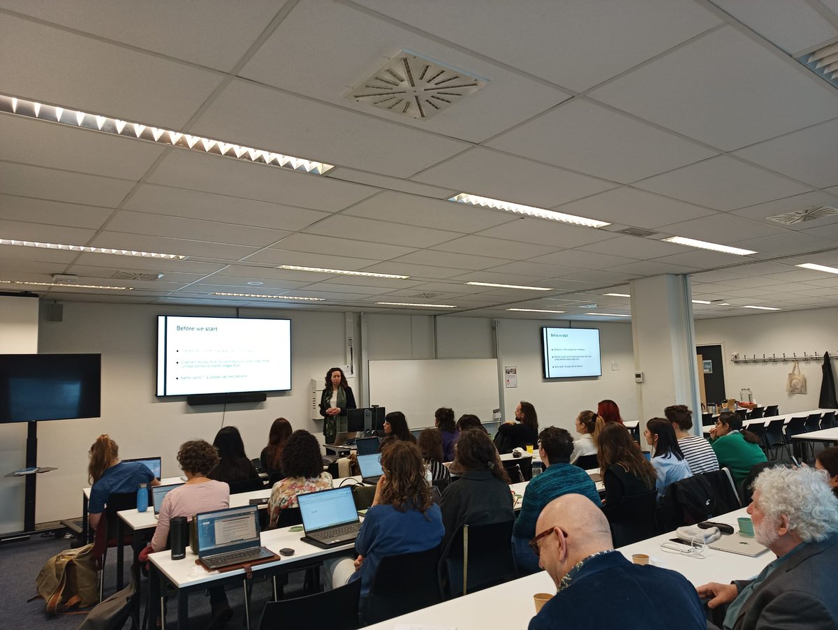 Broad_er's tweet photo. 🌟 Day 5 of Winter School kicks off with an enlightening lecture by Dr. Daniele Chevalier from @UniLeidenNews. She delves into participant observation in ethnic diverse public spaces, exploring questions of positionality and safety in the field. #FieldResearch https://t.co/WFf6hSs3Ac