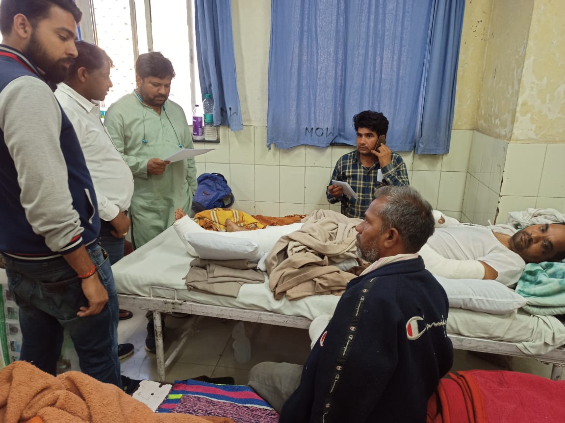 आज गादोली (नदबई, भरतपुर) प्रकरण के पीड़ित परिवार एवं अन्य साथियों  के सहित, डिप्टी CM श्री <a href="/DrPremBairwa/">Dr Prem Chand Bairwa</a> एवं CM श्री <a href="/BhajanlalBjp/">Bhajanlal Sharma</a> जी से भेंट कर उन्हे कार्यवाही हेतु ज्ञापन सौंपा। 
यदि अगले 2- 3 दिन में कार्यवाही नही होने पर इस लड़ाई को सड़को पर लड़ने को भी तैयारी हमे करनी होगी।