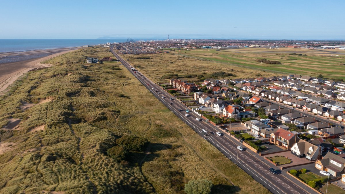 Councillors will be considering plans to extend a cycle track on the Fylde coast at next week's cabinet meeting.

The 270m section would link an existing track on Clifton Drive North to lower traffic roads, completing a route between St Annes &amp; Blackpool gloo.to/6Z4O