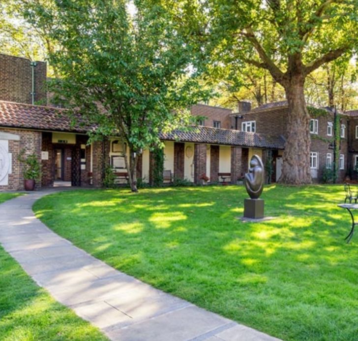 RetreatsUK's tweet photo. The Royal Foundation of St Katharine
Come to The Royal Foundation of St Katharine's extraordinary urban oasis, to take out from daily life for reflection, contemplation, or just 'to be'. 

https://t.co/W2tzlY0O1x 

@rfsklondon

#ad
#christianretreat
#retreatcentre
#london
#rfsk https://t.co/C08oaB5fRm