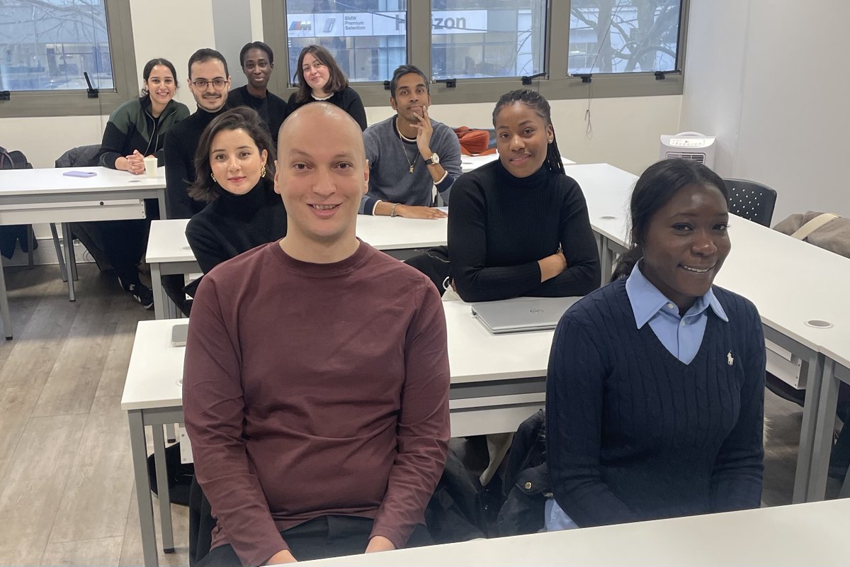 🚀 Nous sommes fiers de dévoiler la 3ᵉ promotion de la Test Academy #AXA !

Une formation de 3 mois pour 7 collaborateurs et 3 demandeurs d'emploi, ouvrant la porte à la #AXAGuildeTest en tant que #TestEngineer.

Bon courage à nos futurs diplômés ! 💪