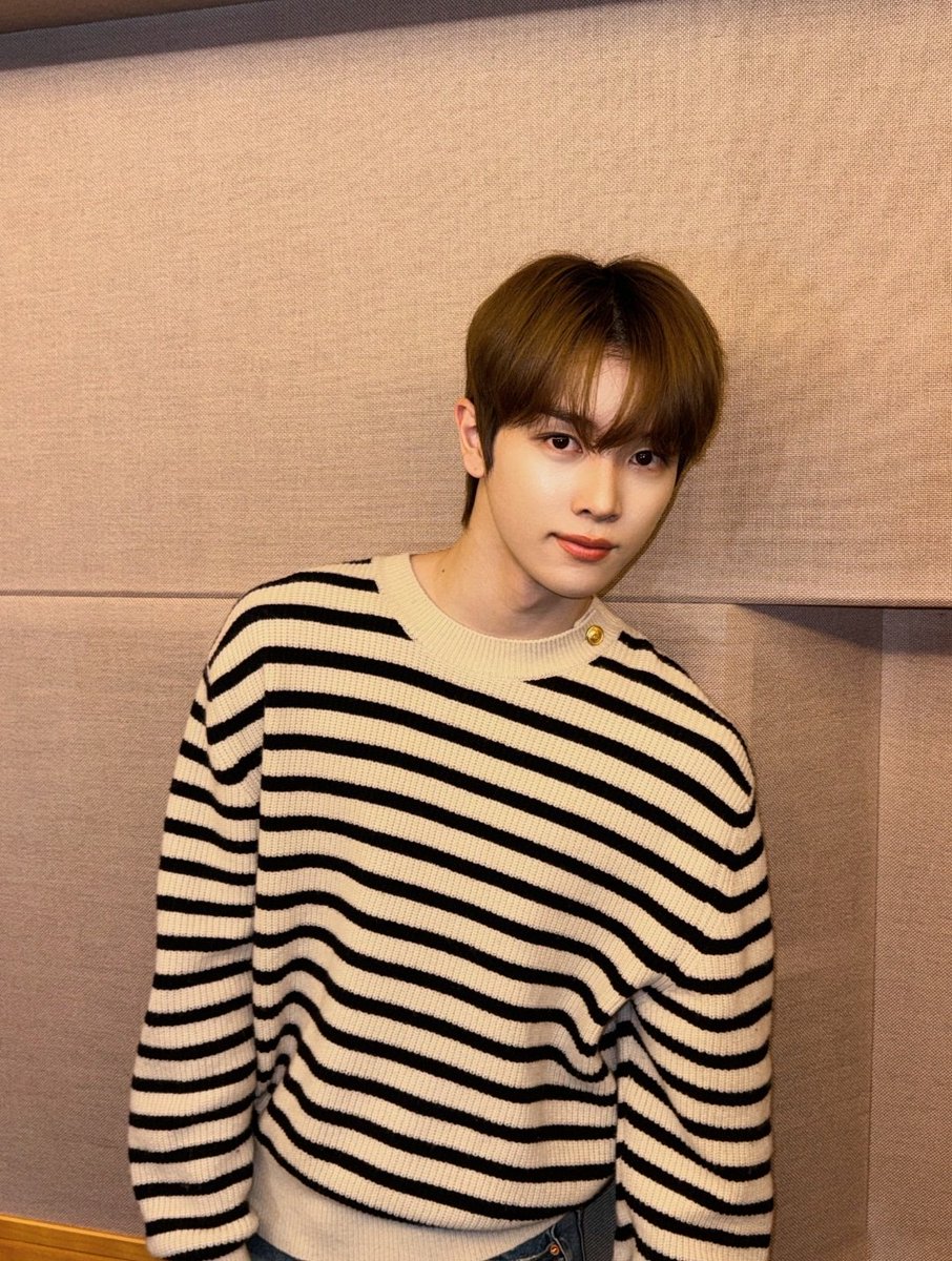 jsc_pics's tweet photo. 240202 sungchan weverse update https://t.co/B4PfngKvl0