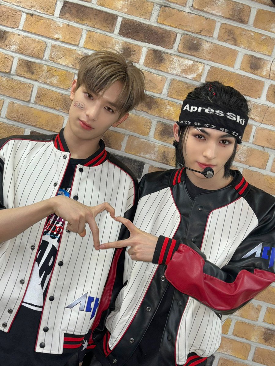 at_ALL_H_OURS's tweet photo. [#마사미]
마사무라이 다시 등장!

#ALL_H_OURS #올아워즈 #MASAMI #마사미 https://t.co/YVVyDcH3B1