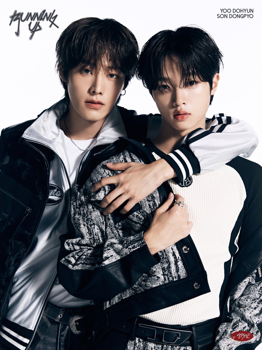 officialMIRAEjp's tweet photo. MIRAE 1st Mini Album ’RUNNING UP‘

CONCEPT PHOTO #RUN ver.
#YOODOHYUN #ドヒョン
#SONDONGPYO #ドンピョ

#미래소년 #MIRAE #ミレ
#RUNNING_UP https://t.co/kl2qL1iPJm