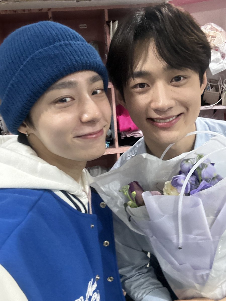 VERIVERY tweet media