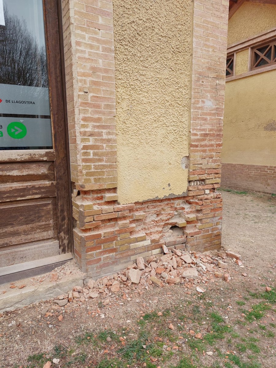 ⚒️Comencen les obres a l'oficina de turisme i als lavabos

Durant les pròximes setmanes, entre altres, es farà:
◾Netejar pintar i reparar la façana
◾Renovació del mobiliari

👉 Es preveu que finalitzin a finals de febrer i tindran un cost de 21.296 €
👀llagostera.cat/noticies/2318/…