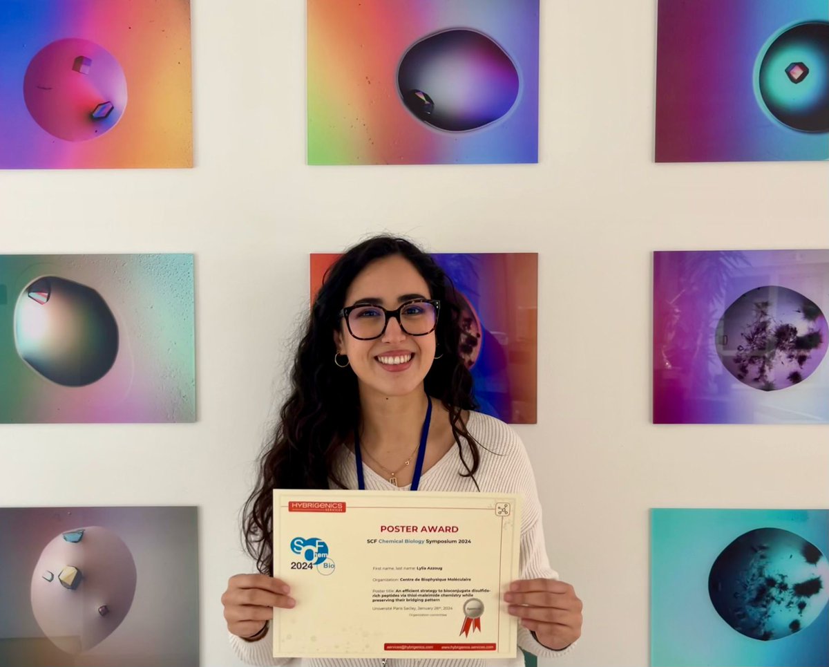 Congratulations 🥳🥂🌟 to 𝗟𝘆𝗹𝗶𝗮 𝗔𝘇𝘇𝗼𝘂𝗴, 2nd year PhD candidate in our team at @CBM_UPR4301 for her 𝗽𝗼𝘀𝘁𝗲𝗿 𝗽𝗿𝗶𝘇𝗲 at #ChemBio2024 organized by @SCF_ChemBio ! So proud to be her co-advisor with @vvinz , way to go Lylia!