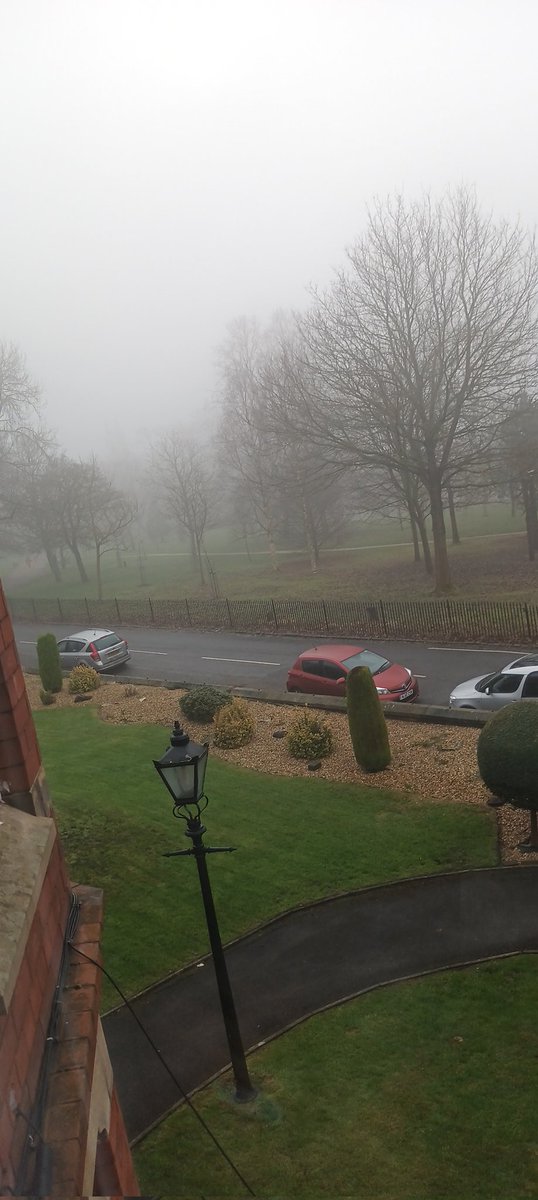 Bit more fog and I would feel like I am in silent hill lol