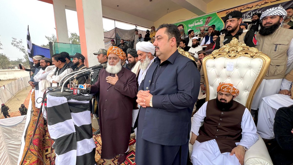 juipakofficial's tweet photo. جےیوآئی ضلع ٹانک کے زیر اہتمام انتخابی جلسہ
#KP_JUI_Ka https://t.co/C5eo2tfilM