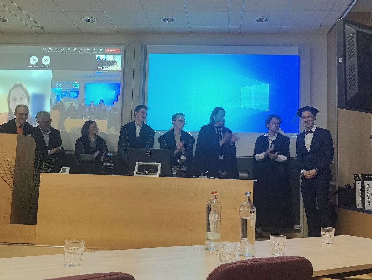 Last week, our own <a href="/Wouter_DM/">Wouter Demeester</a> obtained his PhD in Bioscience Engineering, titled 'Standardization and expansion of microbial cell sensors: harnessing the power of LysR-type transcriptional regulators'. Congrats!! Very happy he will stay for a bit longer in our research group🤓