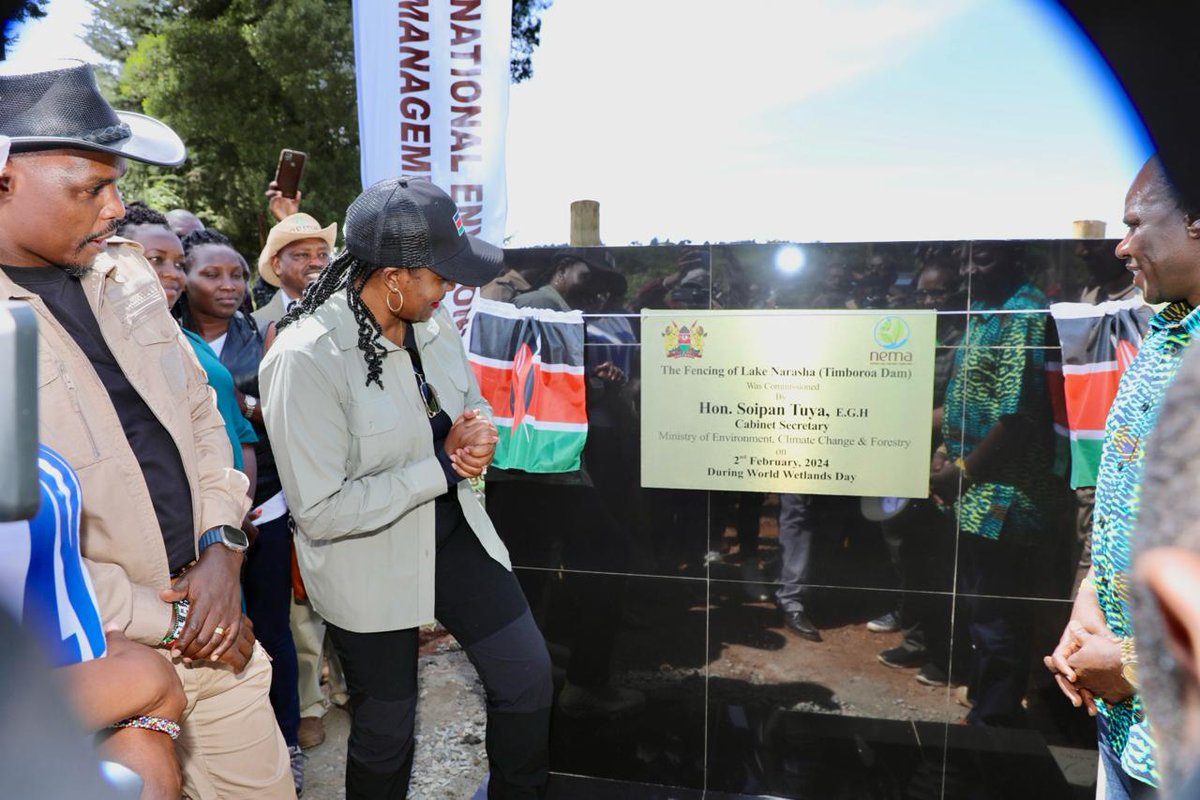 EnviClimateC_Ke's tweet photo. In line with the Ministry's National Landscape and Ecosystem Restoration Strategy, Hon. Tuya inaugurated the fencing of the dam which is an important water catchment area #WorldWetlandsDay #WetlandsRestoration #RamsarConv https://t.co/TlGnKqsrG1