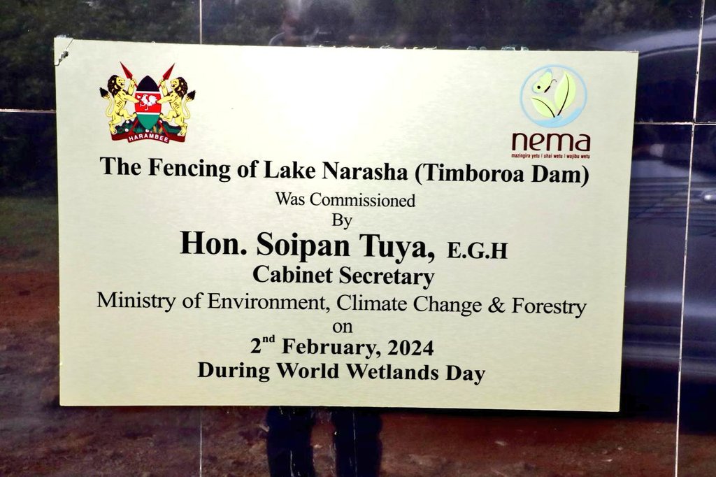 EnviClimateC_Ke's tweet photo. In line with the Ministry's National Landscape and Ecosystem Restoration Strategy, Hon. Tuya inaugurated the fencing of the dam which is an important water catchment area #WorldWetlandsDay #WetlandsRestoration #RamsarConv https://t.co/TlGnKqsrG1