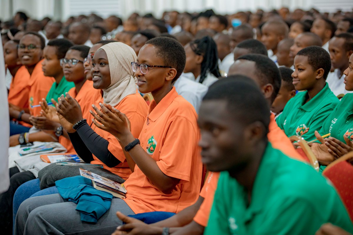 ileadrwanda's tweet photo. Guess who is the MC of the event, @FeeMuthoni Anchor @CNBCAfrica, Contributor @ForbesAfrica, Presenter -Business Edge @RbaRwanda. 

@MLF_Transform @AfricaNewLifeRW @drgregsteely @JohnGriffinTx @HKibirango @Rwanda_Edu @judithkata
#maxwellleadership #RwoT https://t.co/XLyfkqhadI