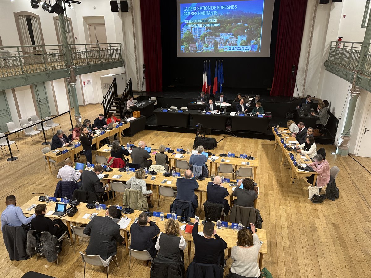 villedesuresnes's tweet photo. #ConseilMunicipal 

👉Retrouvez plus d’informations et la rediffusion intégrale du Conseil➡https://t.co/VECmR15ObM
@BOUDYGuillaume #Suresnes 

👉Ici, les grandes décisions prises lors du Conseil municipal du 1er février à #Suresnes
⬇Déroulez le fil⬇ https://t.co/NyputcONQg