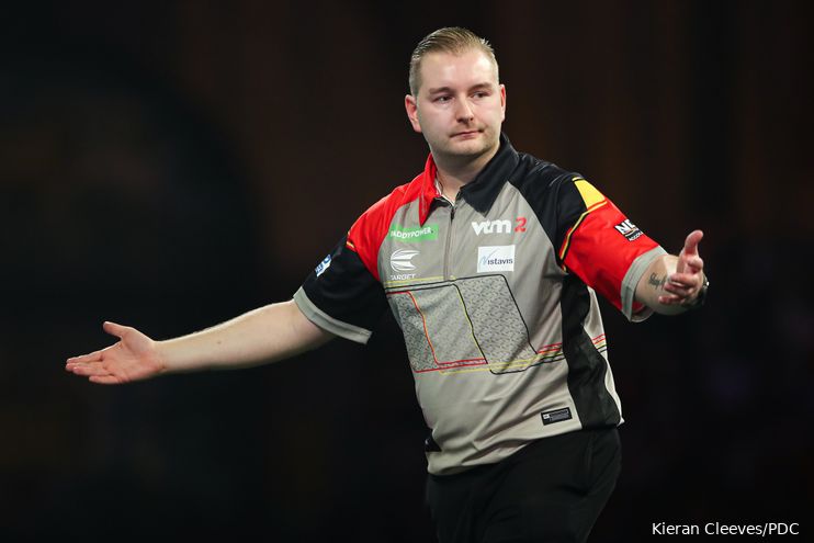 🎯 PDC 2024 CAZOO MASTERS 🎯

🇧🇪 DIMI v James Wade 🏴󠁧󠁢󠁥󠁮󠁧󠁿 (Game 5)

❤️ It's match day for our Belgian superstar as he faces James Wade in Milton Keynes later this evening. 

Wishing Dimi all the very best ❤️💪🇧🇪