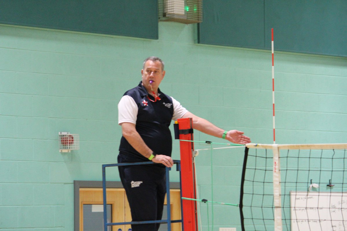 🏐 | HELP SHAPE NEW REFEREE PATHWAY 👀 | Volleyball England is seeking two or three people to join the Referee Pathway Development Working Group to help drive the implementation of a new Referee Pathway. 🔗 | tinyurl.com/mjj3maz6 #volleyballengland