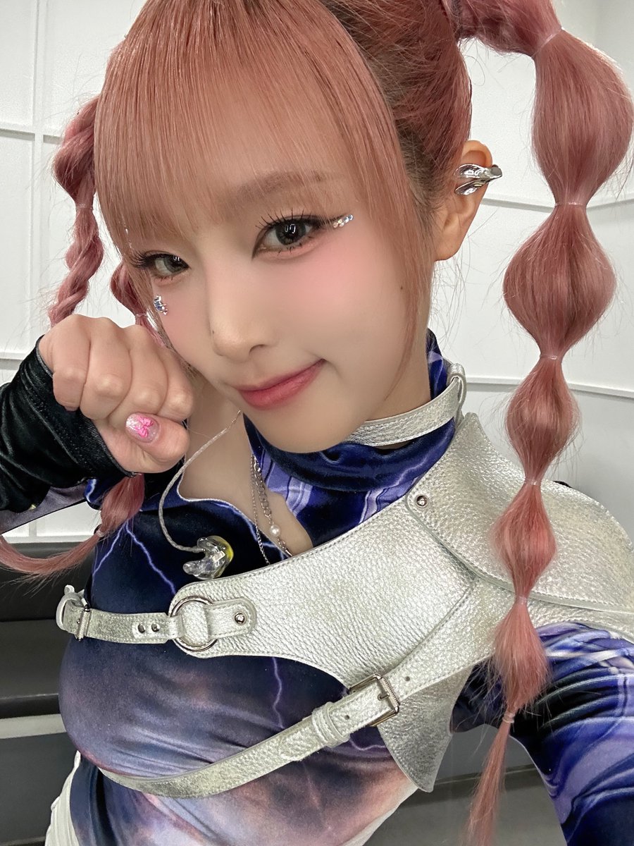 최예나 tweet media