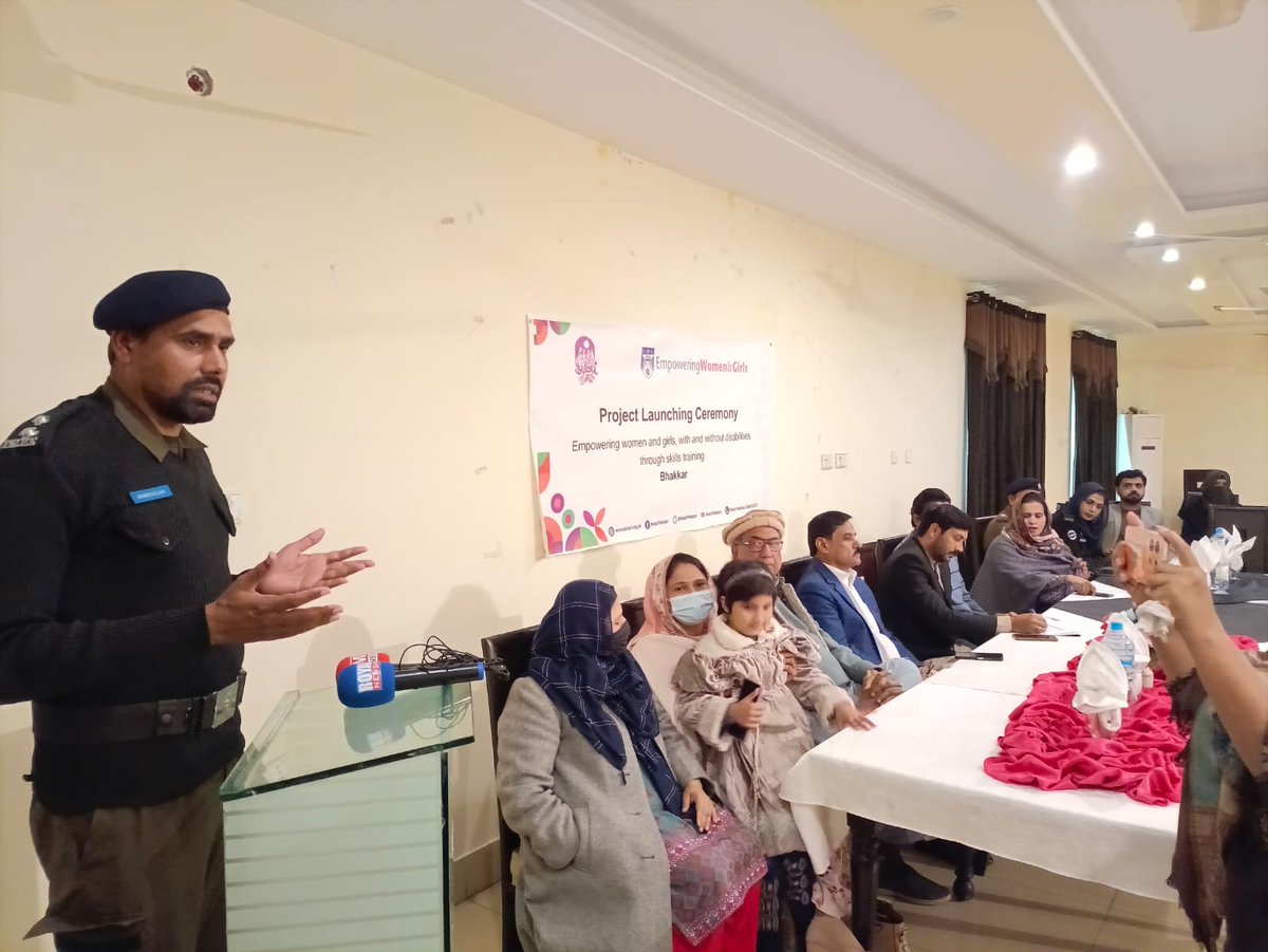 Bedari organized a project launching ceremony  (Empowering Women and Girls) at Hotel Shehzad in District Bhakkar. 
<a href="/COL4D/">COL</a> <a href="/EWG_23/">COL's Empowering Women and Girls</a> 

#SayNoToGBV
#Empoweringwomenandgirls