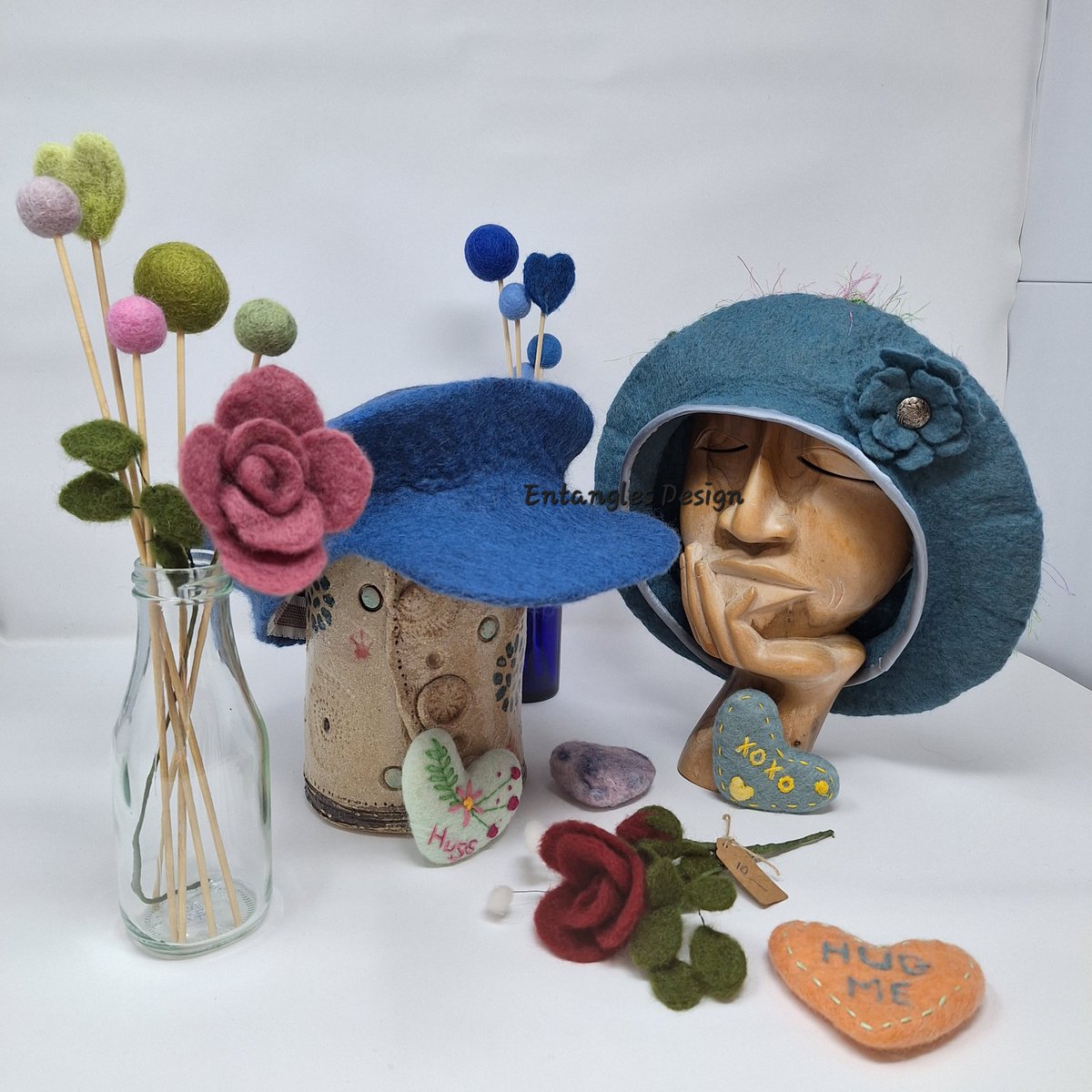 I am taking lots of new products and small gift ideas to the <a href="/WatersideSC/">Waterside Lincoln</a> tomorrow. I am also having a sale on my 2d art work as I really need to make room for more creations. #lincsconnect #valentines #fibreart #visitlincoln #artisanmarket