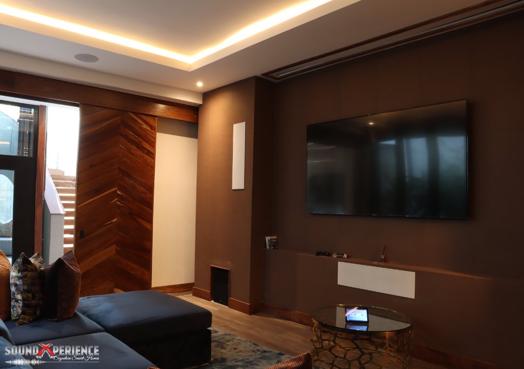 Experience the power of seamless, immersive sound with multiroom audio technology - where every room becomes a stage for your favourite tunes 🥰🔊 Read Blog Below
soundx.co.za/experience-the…

#soundxperience #luxuryaudio #multiroomaudio #blog #luxuryhomeaudio #soundxblogs