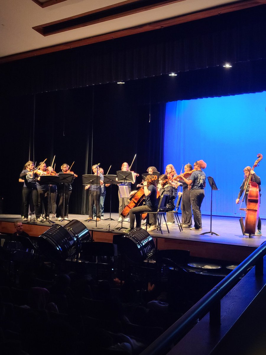 Bridge Creek Elem (@medatbce) on Twitter photo A day filled with inspiration, creativity, and unforgettable moments as our 5th Graders attended <a href="/RichlandTwo/">Richland School District Two</a> Arts Rocks performances 🎨🎶 🥁🎻 <a href="/R2Magnets/">Barbara Turner</a> A day filled with inspiration, creativity, and unforgettable moments as our 5th Graders attended <a href="/RichlandTwo/">Richland School District Two</a> Arts Rocks performances 🎨🎶 🥁🎻 <a href="/R2Magnets/">Barbara Turner</a>