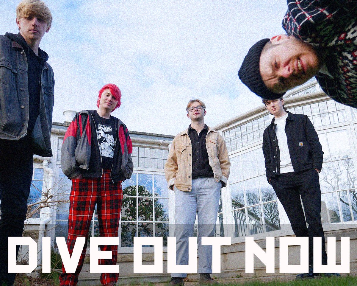 Dive - OUT NOW - On all steaming platforms

open.spotify.com/album/528Sj8UA…