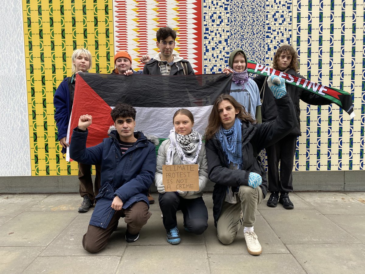 Week 285. Today we are unable to have a climate strike. I’m one of 5 activists in a trial in London for peacefully protesting against an oil conference in October. The demonstration aimed to highlight the terrible consequence of the everyday business of fossil corporations. 🧵