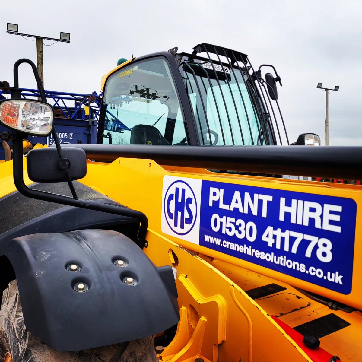 Crane hire solutions tweet media