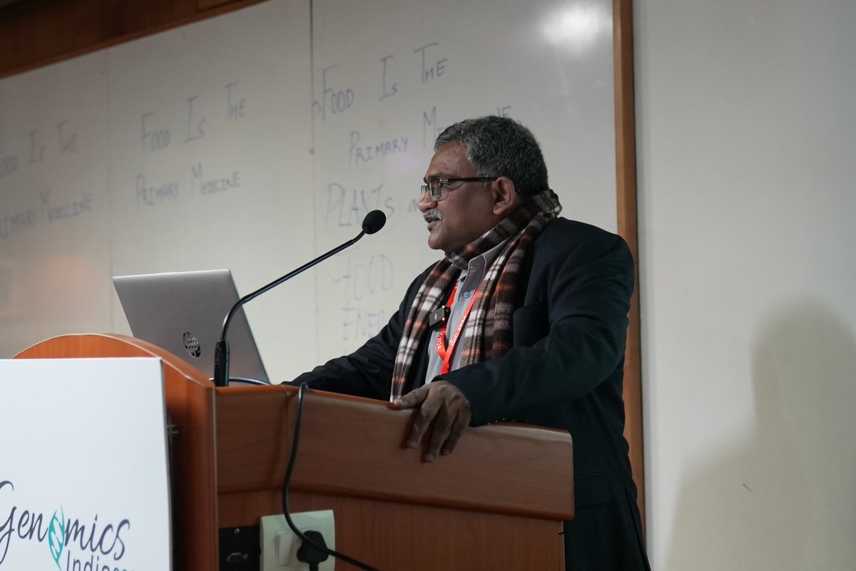 ShivNadarUniv's tweet photo. Dr. Ajit K. Shahsany, Director of CSIR-NBRI, Lucknow, spoke on Pathway Synteny and Metabolite Channeling for Plant Nutrition/Immunity at the Genomics India Conference 2024.
@Genomics_India 
#GIC2024 https://t.co/uR0hnpitiH