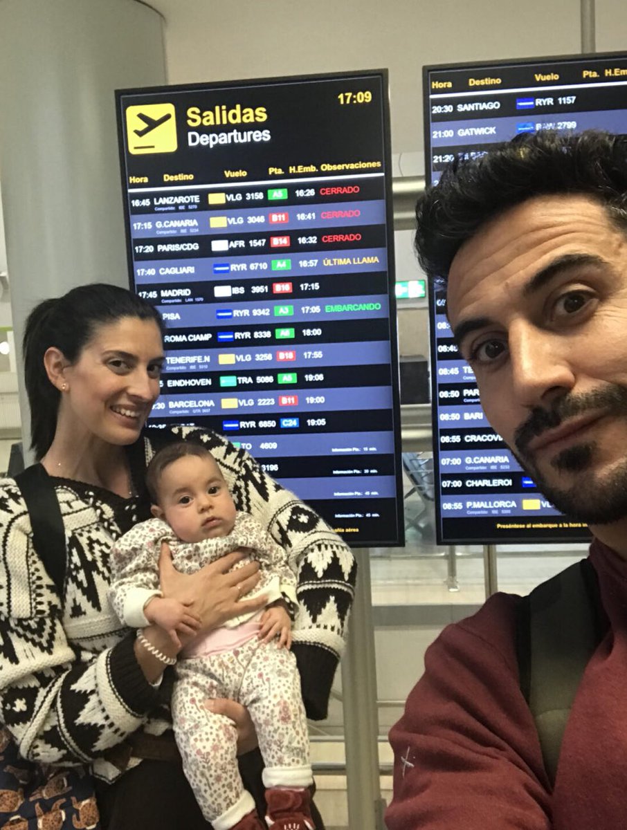 Que ser padre y madre no os condicione viajar!! Aquí os traemos una lista de consejos para que podáis seguir viajando con vuestros bebés y seguir disfrutando de dos ocasiones juntas🛫👨‍👩‍👧🔝👉 mipasaportepidesellos.es/breve-guia-par… #Travel #Viajar