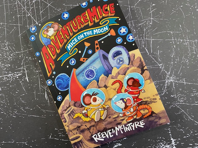 Today's review...'Adventuremice: Mice on the Moon' @philipreeve1 @jabberworks @DFB_storyhouse Out on the 7th March, the next adventure for these brave mice is a must read! 
throughthebookshelf.com/reviews/advent…