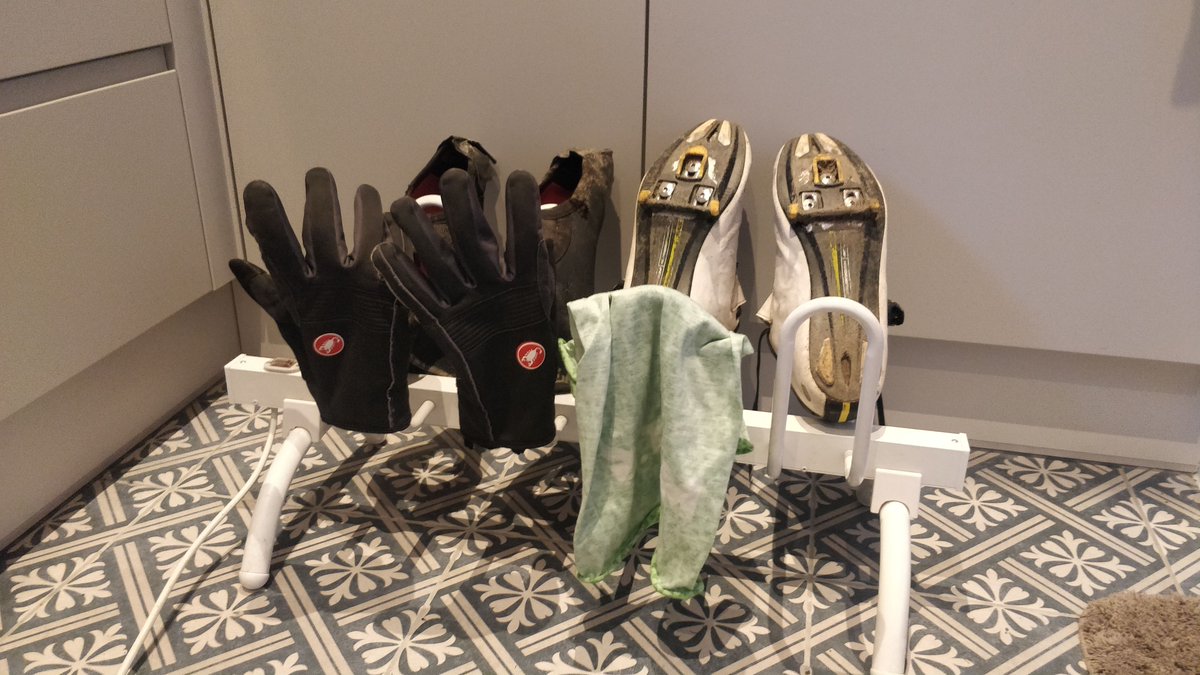 ➡️ LATEST BLOG: 4 non-cycling items that make cycling better

Read it here (or link in bio): buff.ly/49jWIPb 

What would you add? 

#cycling #cyclinglife #roadcycling