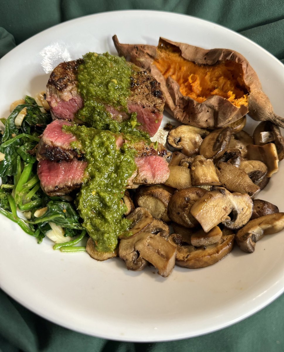 Steak 🥩 🍄  🥔