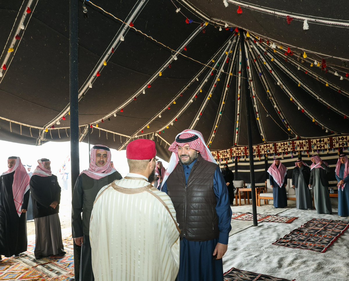 emartasir's tweet photo. #فيديو ||

#ضيف_عسير في ضيافة الأمير #تركي_بن_طلال بمتنزه الجرة. https://t.co/QmskHP52gF