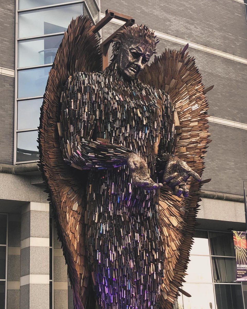 beccaump's tweet photo. #KnifeAngel #fearless #projectsheildleeds https://t.co/frCQkpZNEh