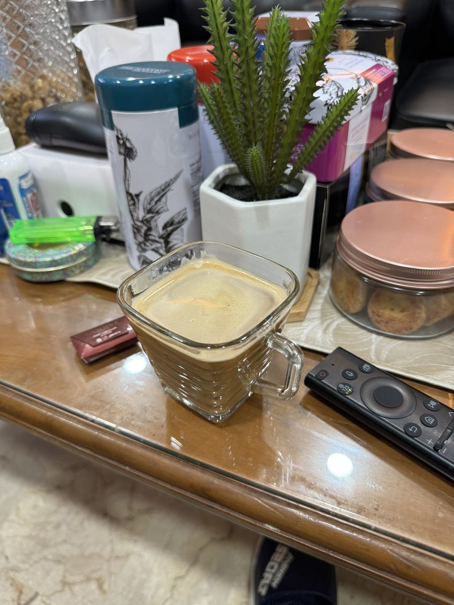 toromhrn's tweet photo. kl gak nelpon, bikinin ak kopi deng🤣🫶🏻 https://t.co/ZIDIMEEFoN
