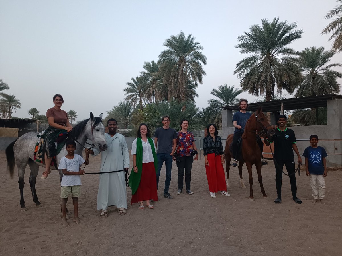 almur55545's tweet photo. من زيارة اصدقائنا الفرنسيين د.ماتي��د أستاذة علم الأثار بجامعة السوربون وطلابها لحصن الهواشم ومربط (اسطبل) حصن الهواشم بولاية أدم. https://t.co/r1cTNAWFuB
