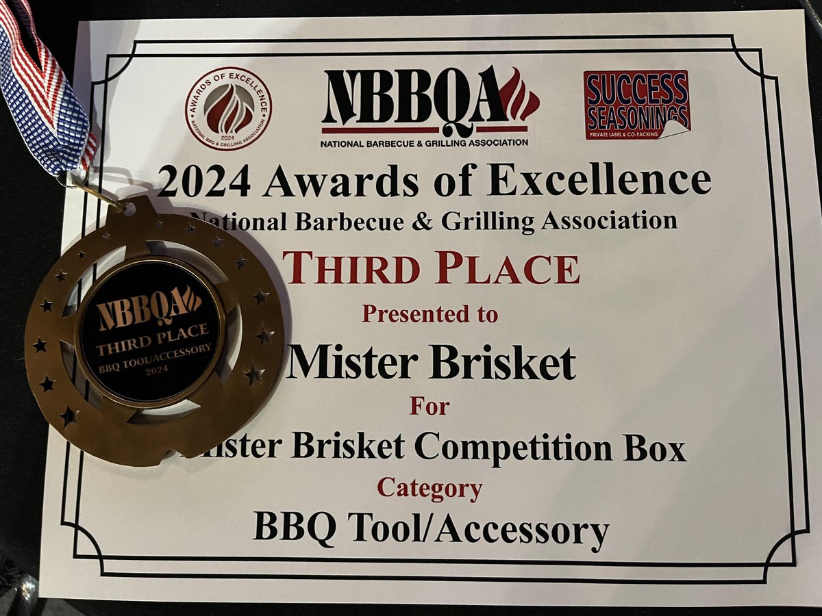 GoBigorGoBBQ1's tweet photo. @MisterBrisket takes 3rd with our competition meat box in the bbq accessory category at the @NBBQA awards last night!
#misterbrisket #gobigorgobbq #competitionbbq #cantstopwontstop #cleveland #teamheathrilesbbq #royaloakcharcoal #winningwithwichita #smfchicken #imperialwagyu https://t.co/4U59onD2Ow