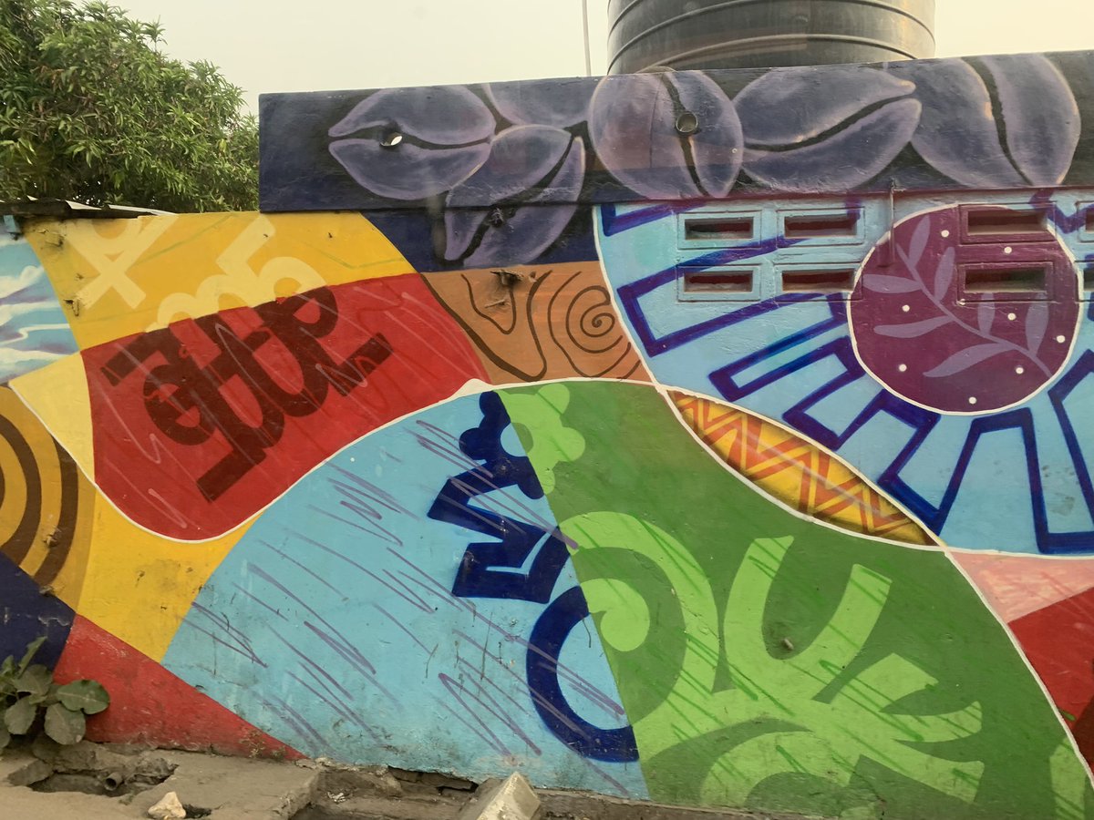 SigridBerka's tweet photo. Österreich eröffnet nicht jeden Tag eine neue Botschaft, umso mehr freue ich mich, dass wir demnächst unsere eher bescheidene Präsenz in Afrika südlich der Sahara mit einer Botschaft in Ghana erhöhen. Nach den Vorgespräche in Accra gehen wir ab sofort in die Umsetzung. 🇦🇹🤝🇬🇭 https://t.co/9NGSXAH2c2